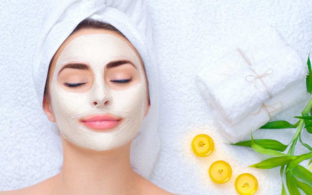 11 meilleurs masques pour la peau huileuse