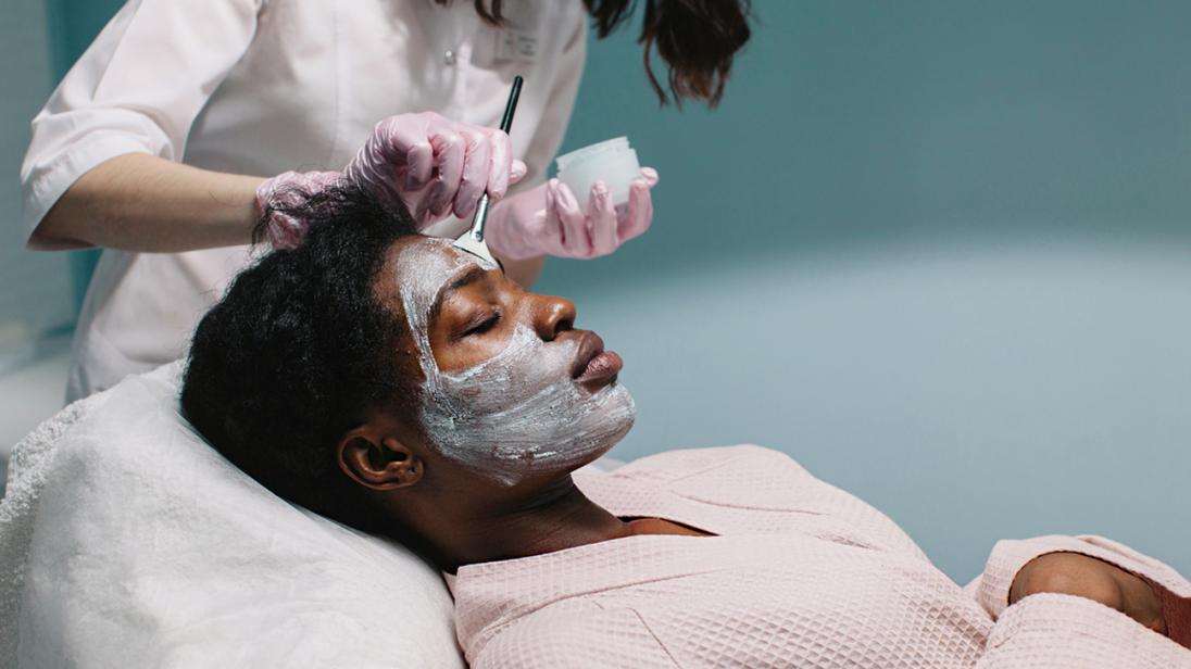 Le masque a - t - il vraiment un effet sur votre peau?