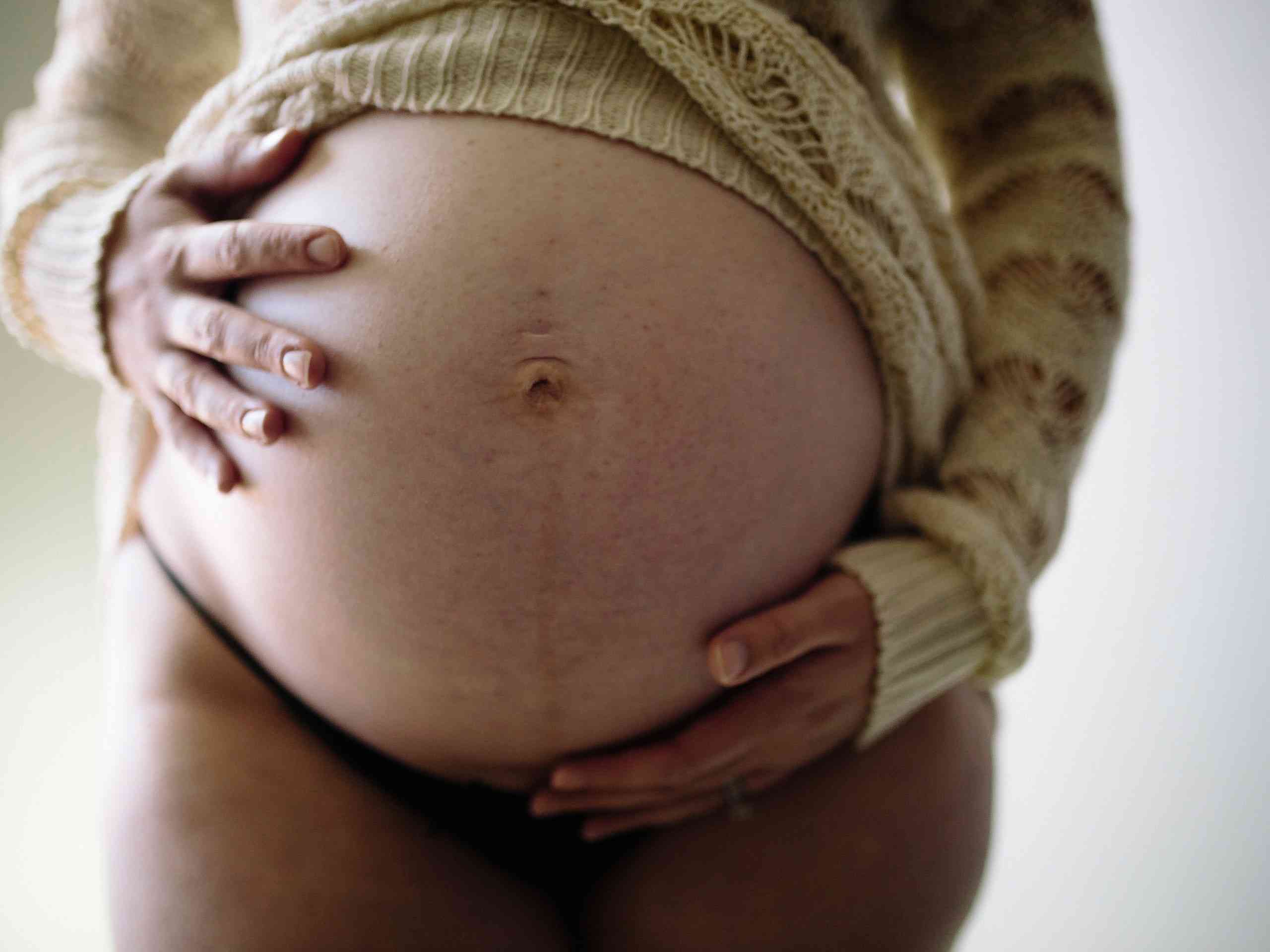 5 façons de gérer les PUPP, cette éruption cutanée agaçante pendant la grossesse